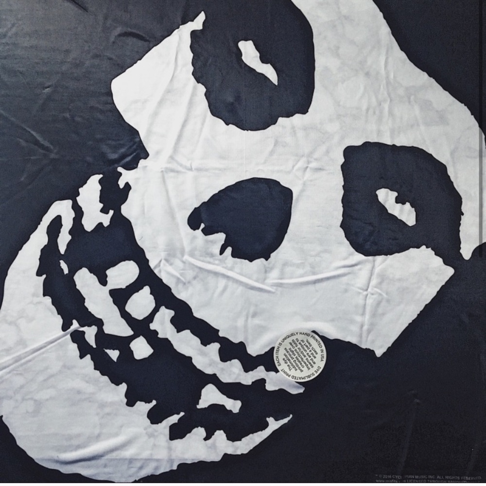 Misfits Face Mask Covering 🦇 BRAND NEW
